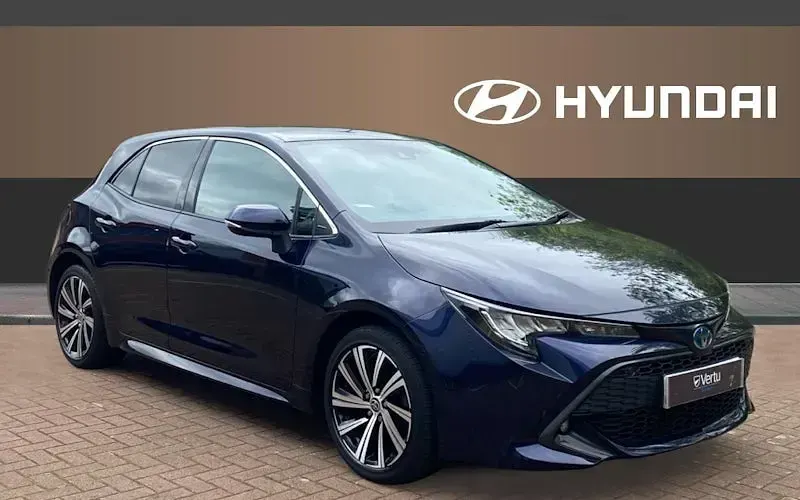 Used Toyota Corolla Design 122 HP (89 kW) 2022 Hatchback