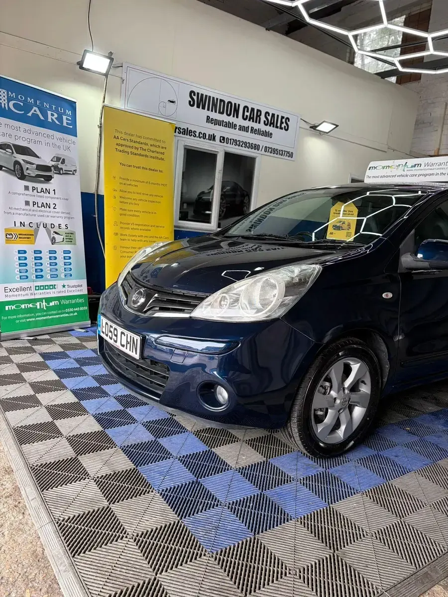 Used Nissan Note Tekna 110 HP (80 kW) 2010 Blue Hatchback