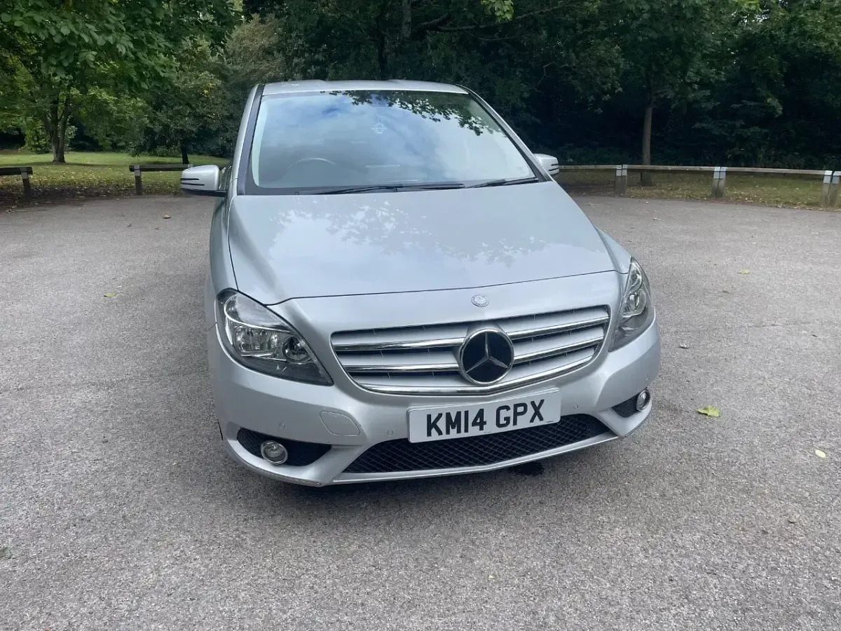 Used Mercedes B180 SE 109 HP (80 kW) 2014 Silver Hatchback