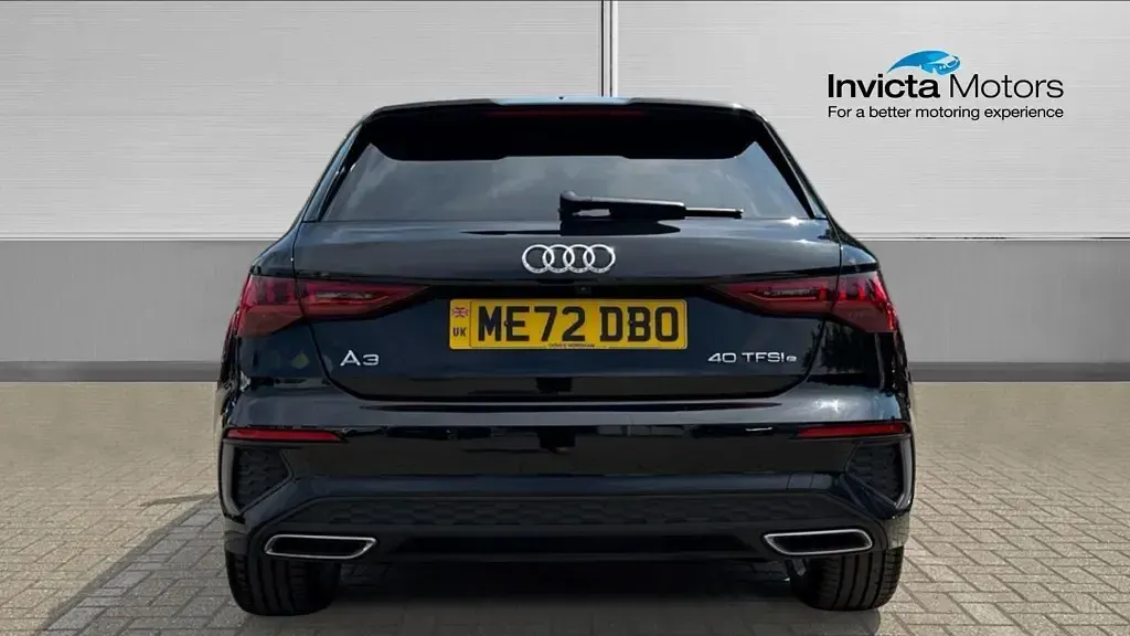 Used Audi A3 e-tron Comfort 204 HP (150 kW) 2022 Mythos black metallic Hatchback