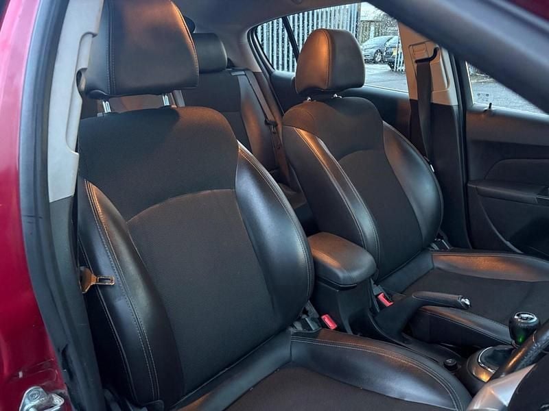 Used Chevrolet Cruze LTZ 2013 Red Hatchback