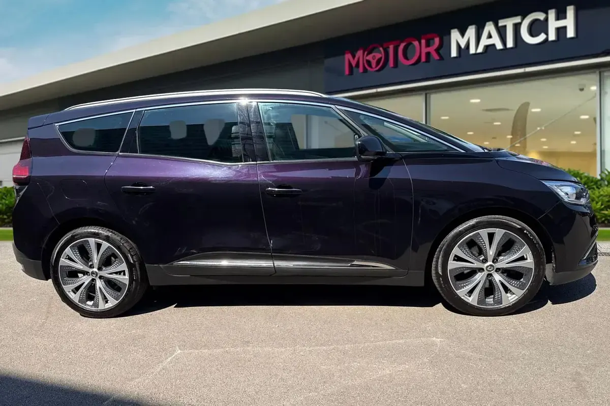 Used Renault Grand Scénic IV Signature 2019 Purple MPV