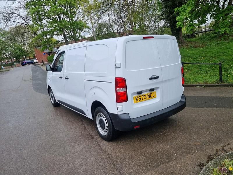 Used Citroën Dispatch 2023 White MPV