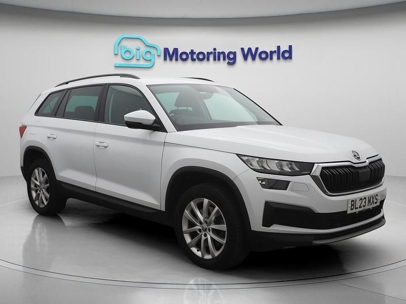 White Used 2023 Skoda Kodiaq SE Drive SUV | £23,600 (Good price) - Image 1/4