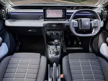 New Citroën C3 101 HP (74 kW) 2026 Special solid  polar white SUV
