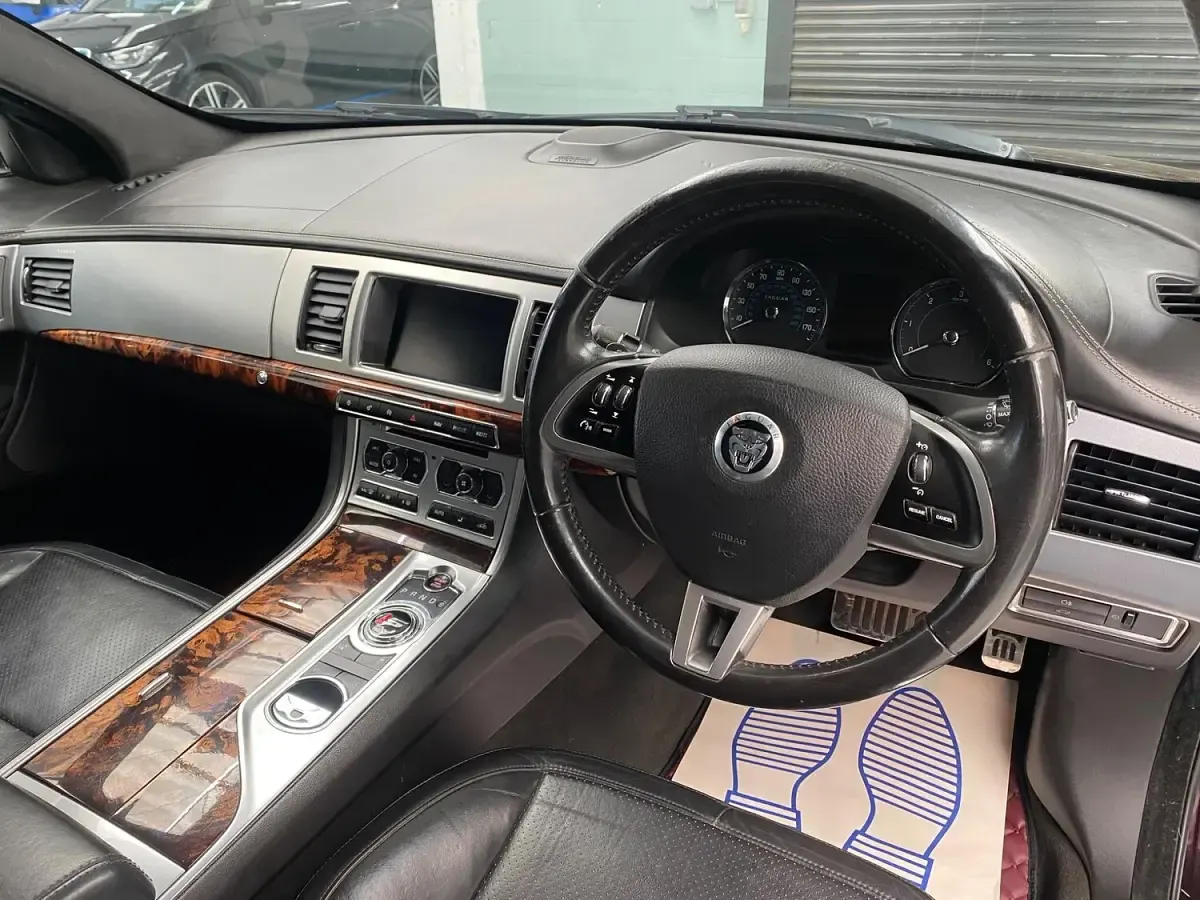 Used Jaguar XF Portfolio 2013 Red Estate