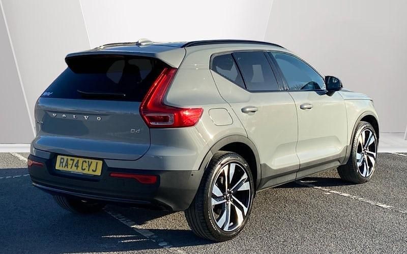 Used Volvo XC40 Ultra 197 HP (144 kW) 2026 SUV