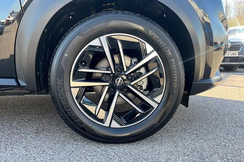 New Nissan Juke N-Connecta 2025 Black SUV