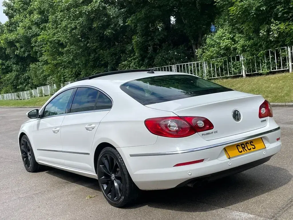 Used VW Passat GT 2011 White Coupe