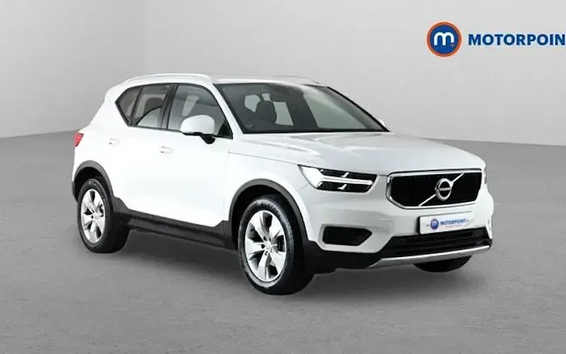 Used Volvo XC40 Momentum 163 HP (119 kW) 2021 SUV