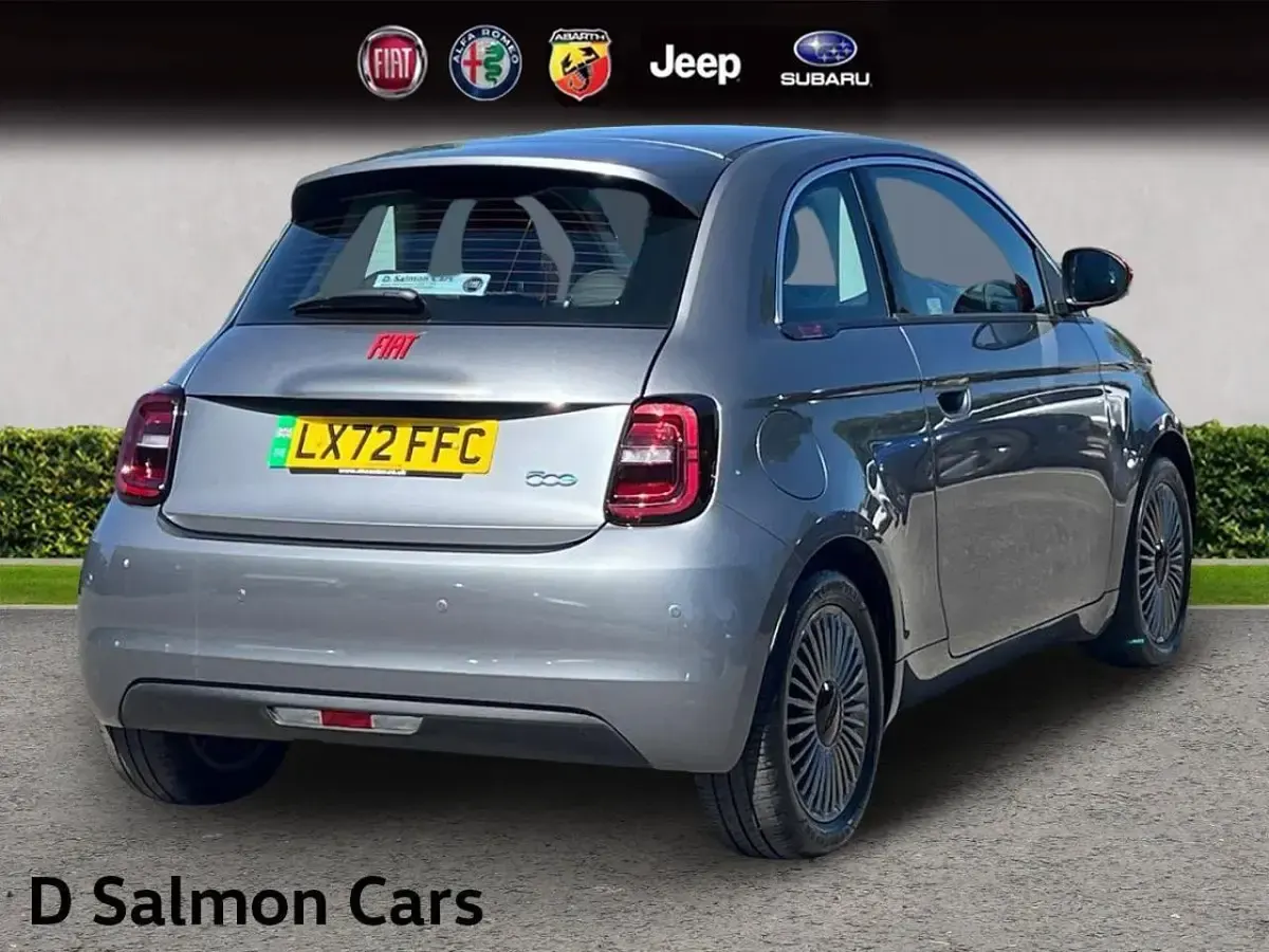 Używany Fiat 500e Red 85 kW (116 KM) 2022 Szary Hatchback