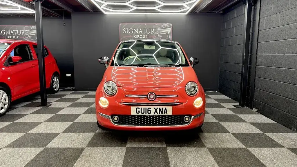Used Fiat 500 Lounge 69 HP (50 kW) 2016 Pink Hatchback
