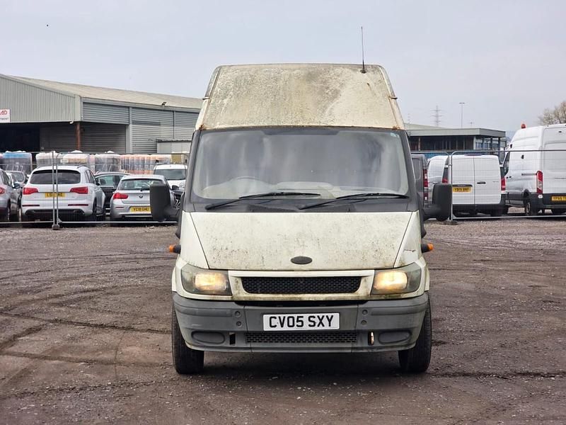 Used Ford Transit 115 HP (84 kW) 2005 White Van
