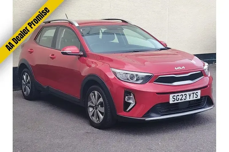 Used Kia Stonic 99 HP (72 kW) 2023 Red SUV
