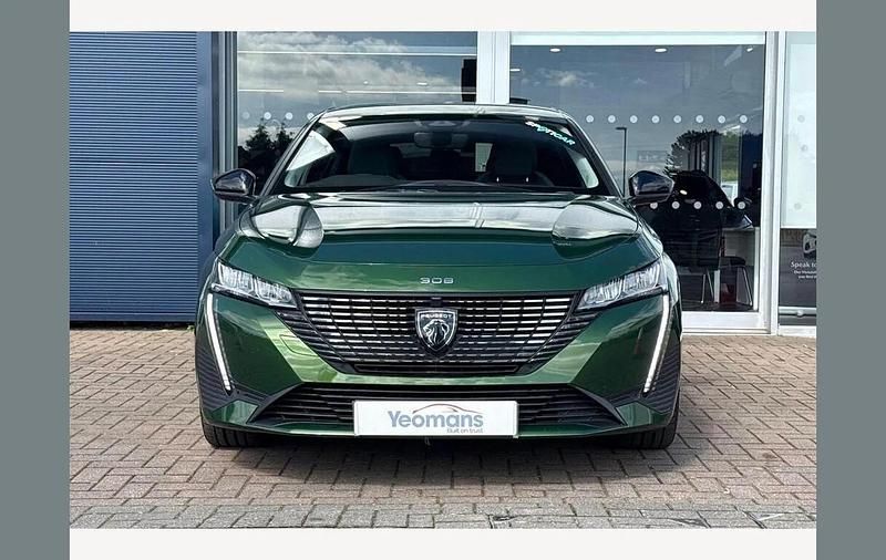 Used Peugeot 308 Allure Premium 178 HP (130 kW) 2024 Green Hatchback