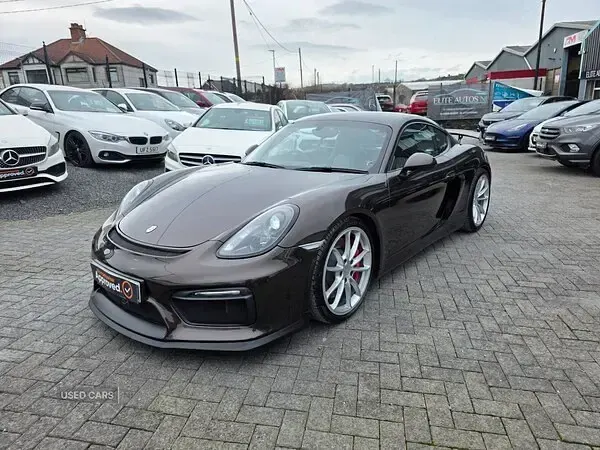 Used Porsche Cayman GT4 385 HP (283 kW) 2016 Red Coupe