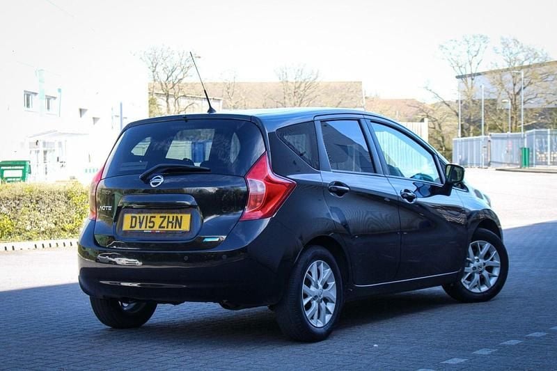 Used Nissan Note Acenta Premium 90 HP (66 kW) 2015 Black Hatchback