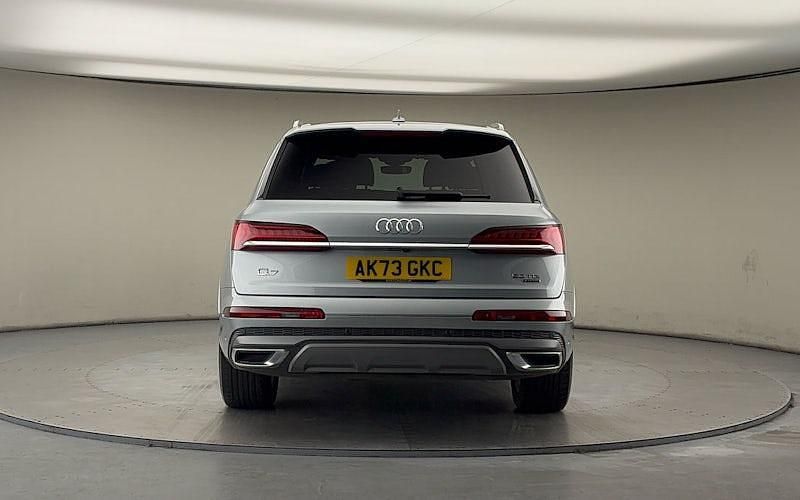 Begagnad Audi Q7 S-Line 286 HK (210 kW) 2023 Silver SUV