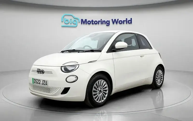Used Fiat 500e Action 69 kW (95 HP) 2022 White Hatchback