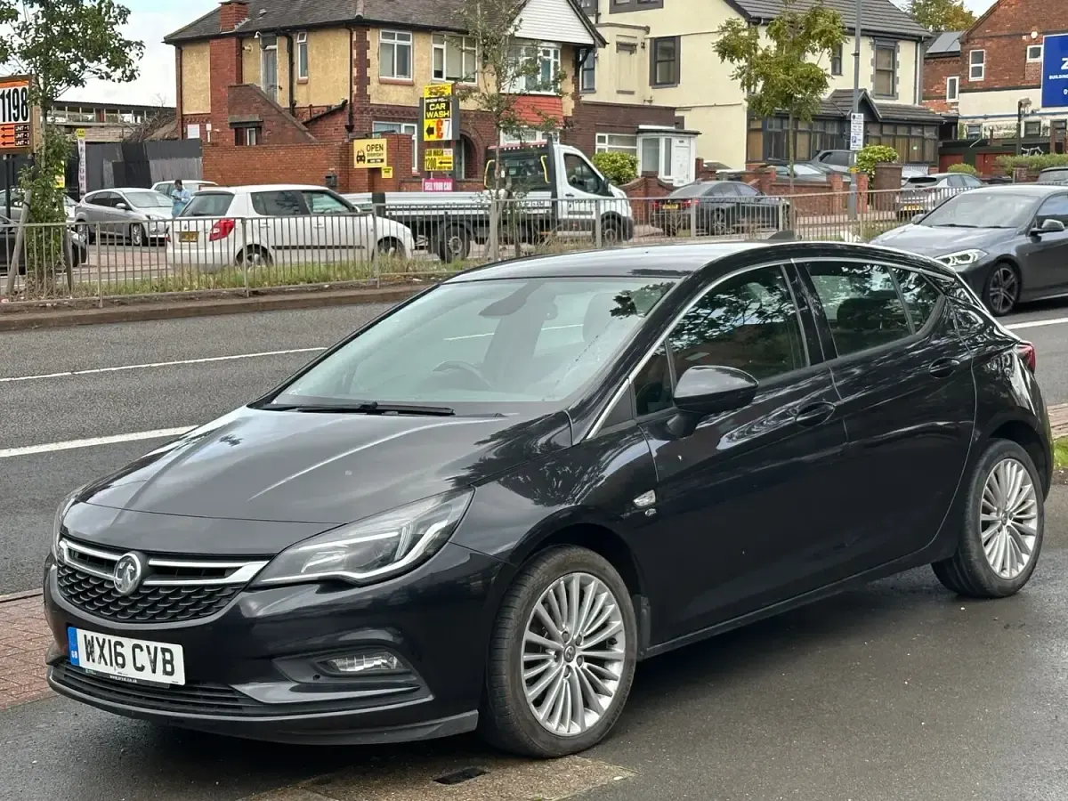Used Vauxhall Astra Elite 2016 Black Hatchback