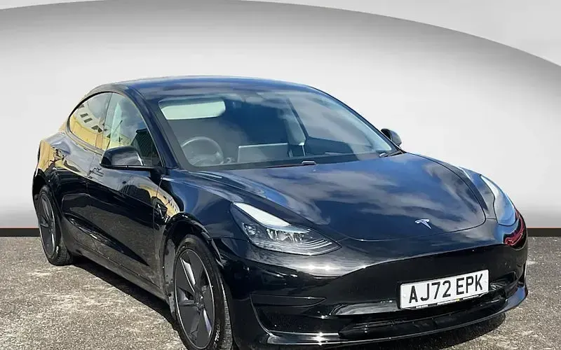 Usado Tesla Model 3 RWD 180 kW (245 HP) 2023 Sedan