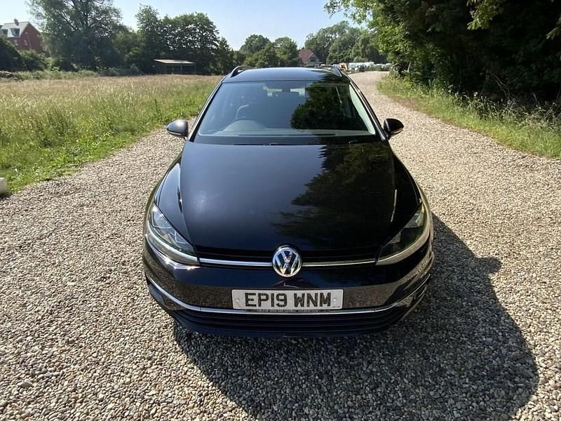 Used VW Golf VII SE 115 HP (84 kW) 2019 Black Estate