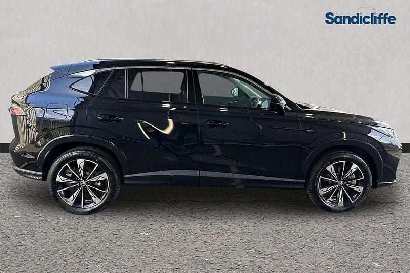 Usado MG HS Trophy 224 CV (164 kW) 2024 Negro SUV