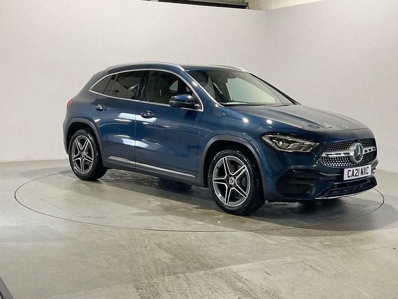 Used Mercedes GLA200 Executive 150 HP (110 kW) 2021 Blue SUV