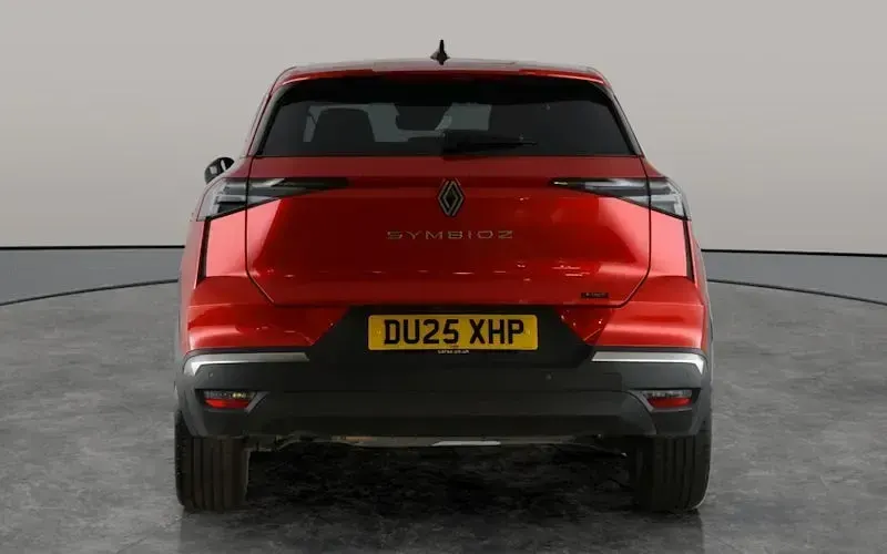 Used Renault Symbioz Techno 145 HP (106 kW) 2025 Red SUV