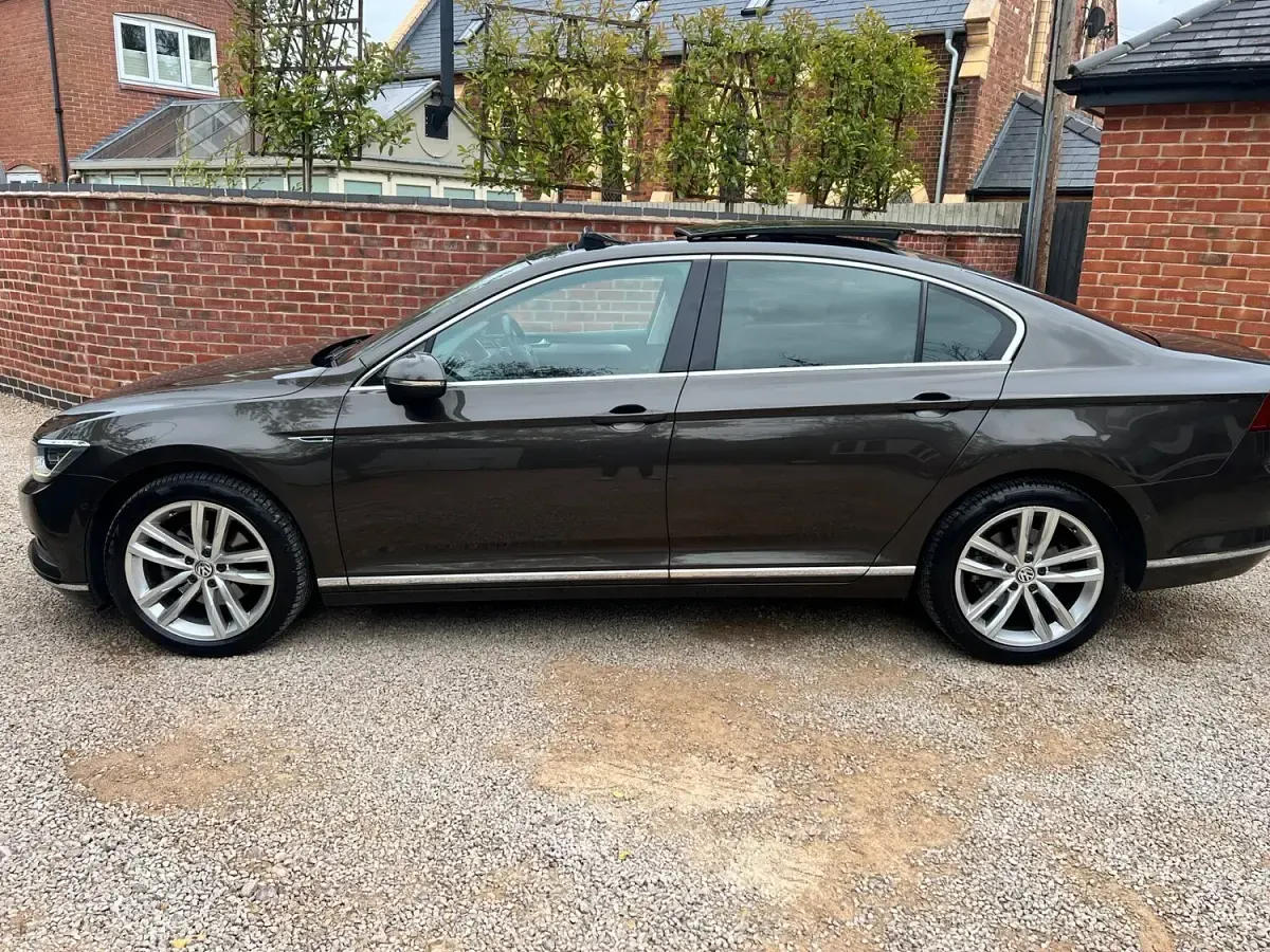 Used VW Passat R-line 2016 Brown Sedan