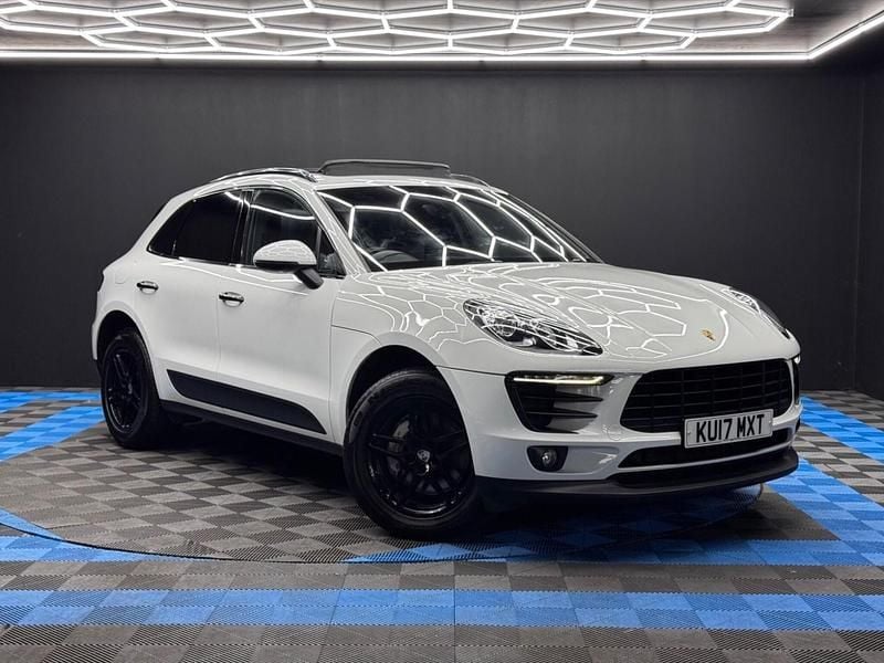 White Used 2017 Porsche Macan S SUV | £21,290 (Good price) - Image 1/4