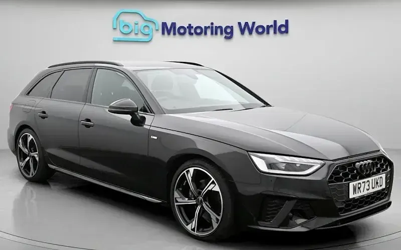 Gebraucht Audi A4 Black Edition 150 PS (110 kW) 2025 Kombi