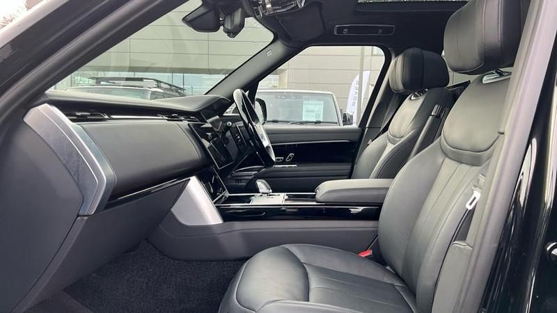 Used Land Rover Range Rover Autobiography 530 HP (389 kW) 2024 Black SUV