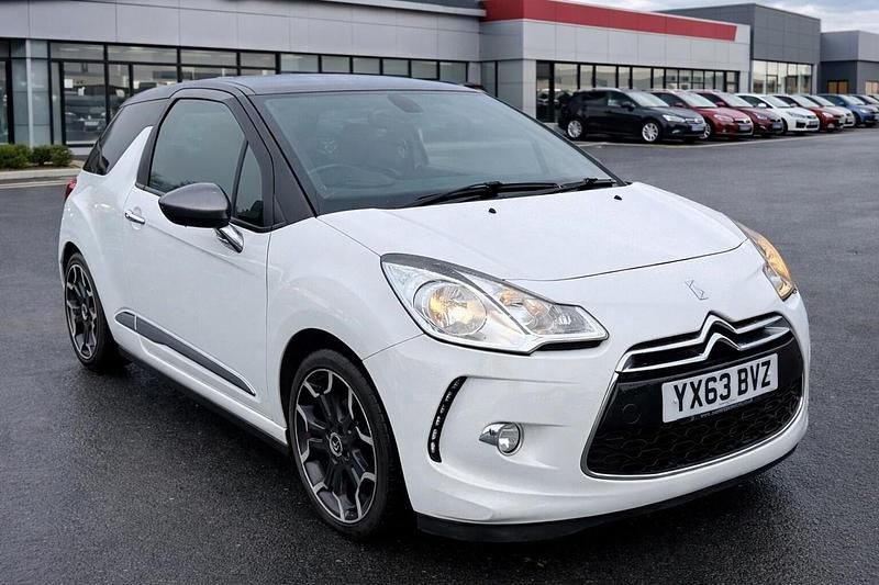 Used Citroën DS3 2013 White Hatchback