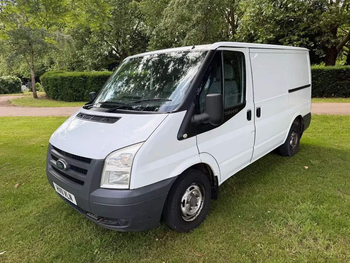 Used Ford Transit 85 HP (62 kW) 2011 White Van