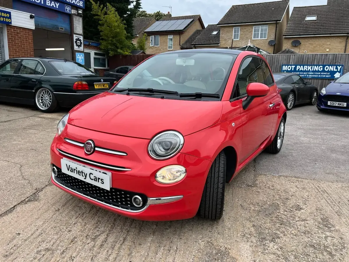 Used Fiat 500 Lounge 69 HP (50 kW) 2016 Pink Hatchback