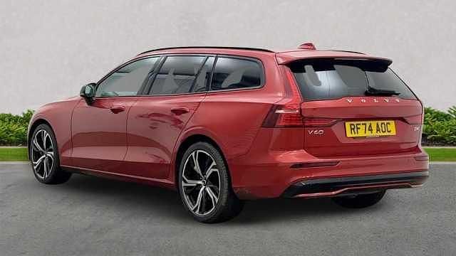 Used Volvo V60 Plus 197 HP (144 kW) 2025 Estate