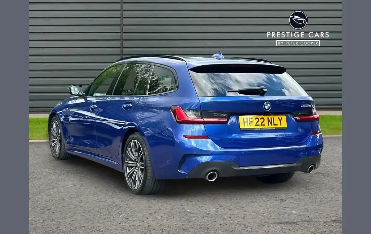 Used BMW 320 M Sport 187 HP (137 kW) 2022 Blue Estate