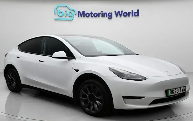 Used Tesla Model Y Long Range AWD 286 kW (389 HP) 2025 SUV
