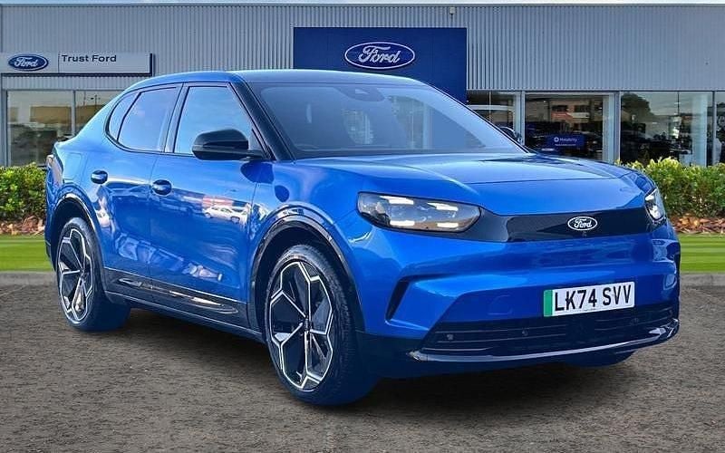 Used 2025 Ford Capri Premium Estate | £36,690 (Good price) - Image 1/4
