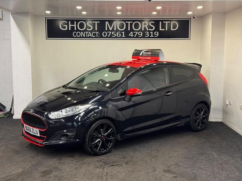 Black Used 2016 Ford Fiesta Zetec Hatchback | £4,250 (Fair price) - Image 1/4