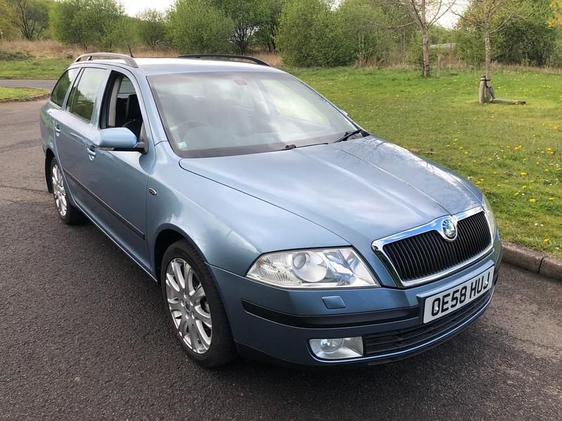 Used Skoda Octavia 170 HP (125 kW) 2008 Grey Estate