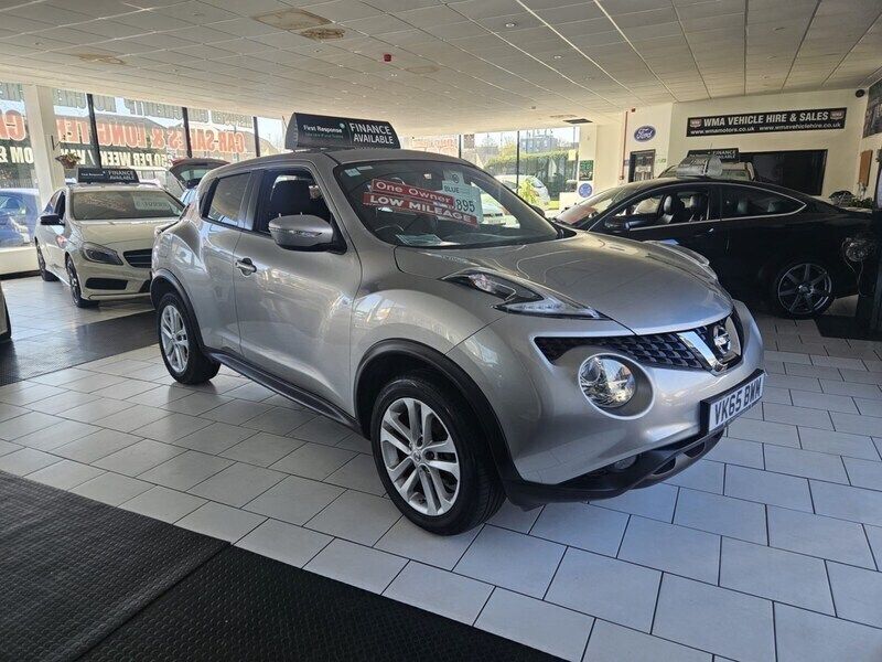 Silver Used 2015 Nissan Juke Acenta Premium SUV | £8,895 (Expensive) - Image 1/4