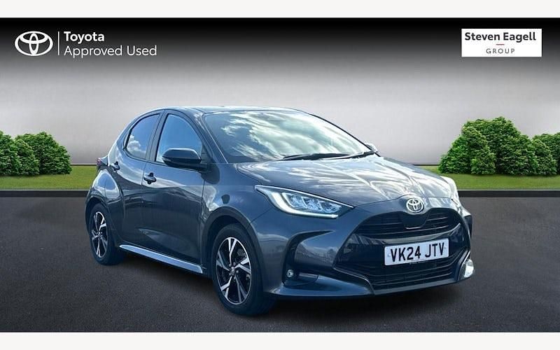 Used Toyota Yaris Hybrid Design 116 HP (85 kW) 2026 Hatchback