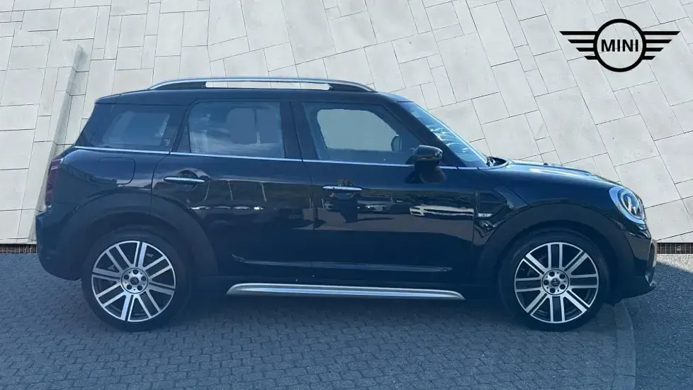 Used Mini Cooper Countryman Exclusive 134 HP (98 kW) 2023 Black SUV