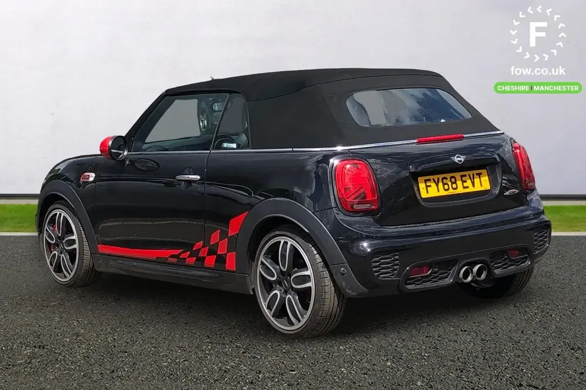 Used Mini John Cooper Works Cabriolet Comfort 231 HP (169 kW) 2018 Cabriolet