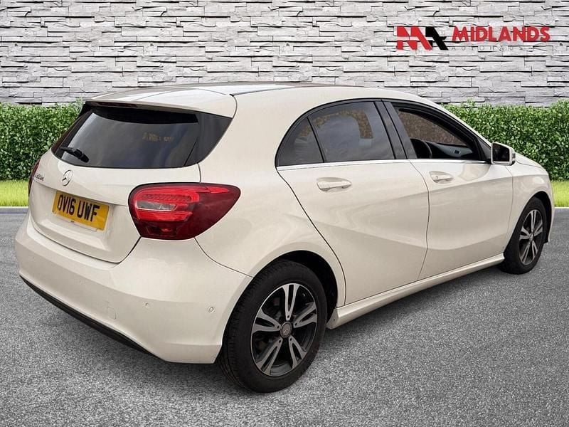 Used Mercedes A200 Executive 2016 White Hatchback