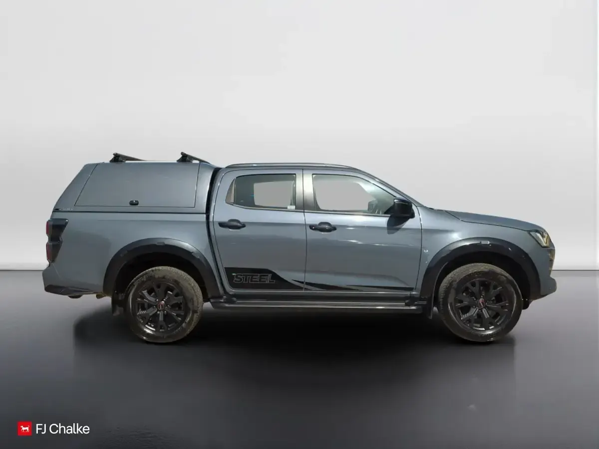 Usado Isuzu D-Max 163 HP (119 kW) 2024 Cinzento Pickup