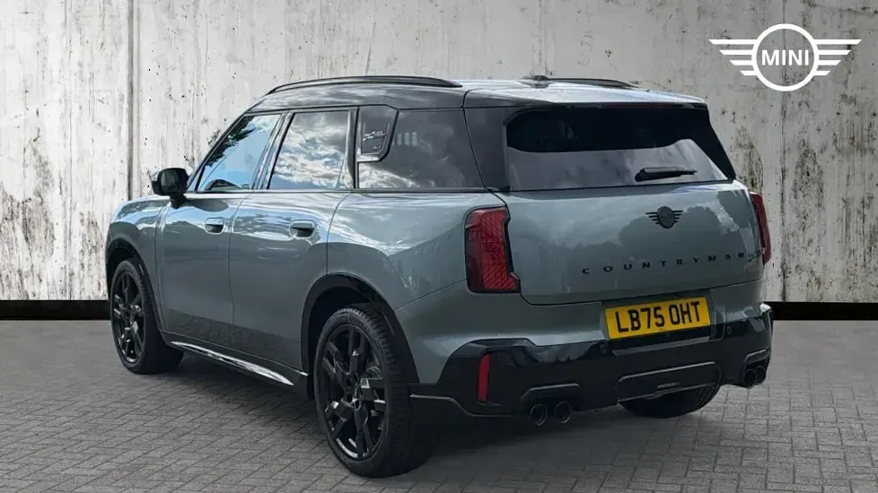 Used Mini John Cooper Works Countryman 296 HP (217 kW) 2025 Green SUV