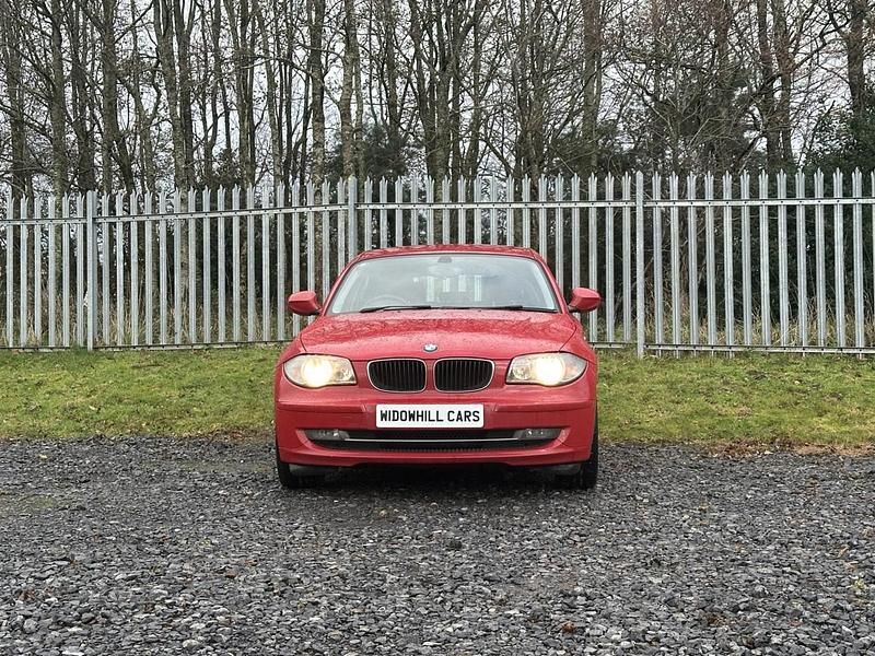 Used BMW 116 Sport Line 2011 Red Hatchback